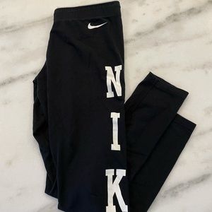 Women’s Nike leggings